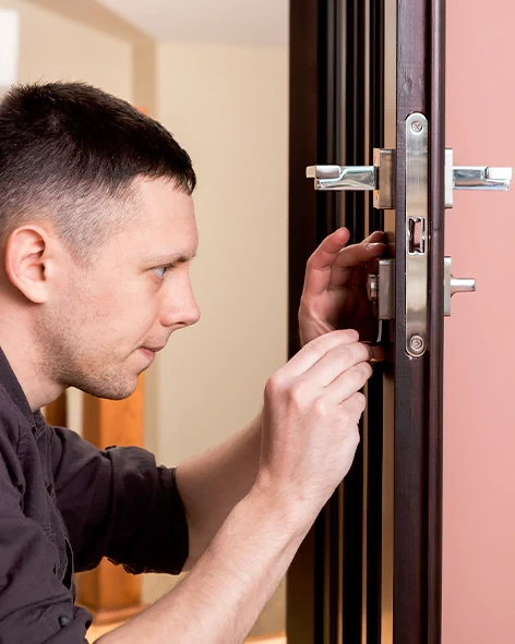 : Professional Locksmith For Commercial And Residential Locksmith Services in Corning, CA