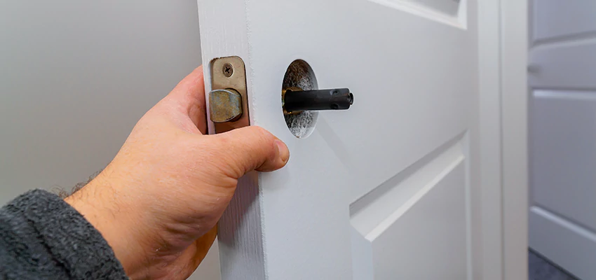 Nighttime Locksmith For Lock Repair in Corning, CA