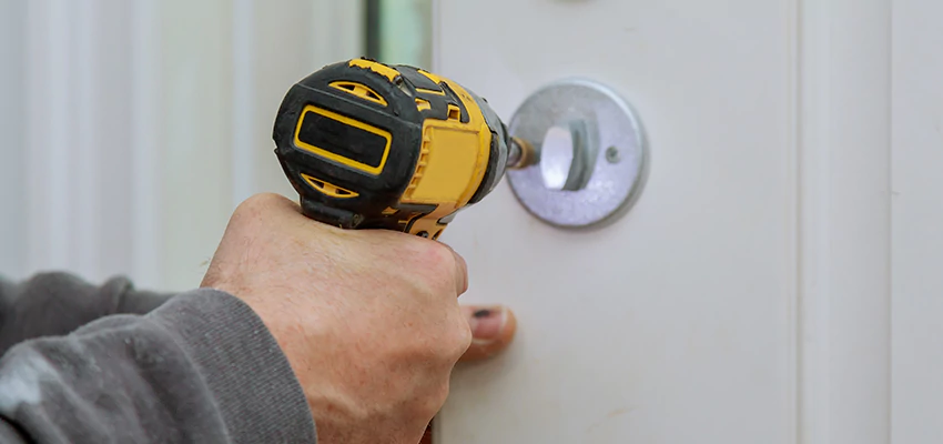 Street Locksmith For Smart Lock Repair in Corning, CA