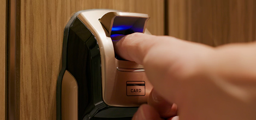 Locksmith Company For Window Lock Installation in Corning, California