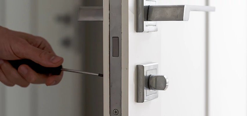 Key Programming Locksmith Open Now in Corning, California